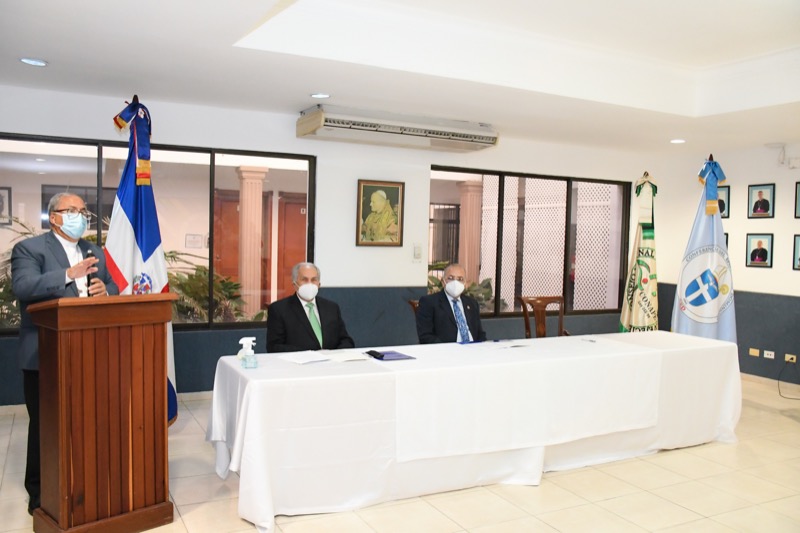 Firma de convenio entre CONAPE Y La Comisión Nacional de Pastoral de Adultos Mayores