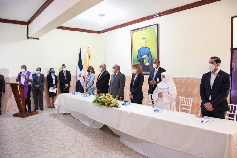 Inicia jornada de vacunación al adulto mayor.