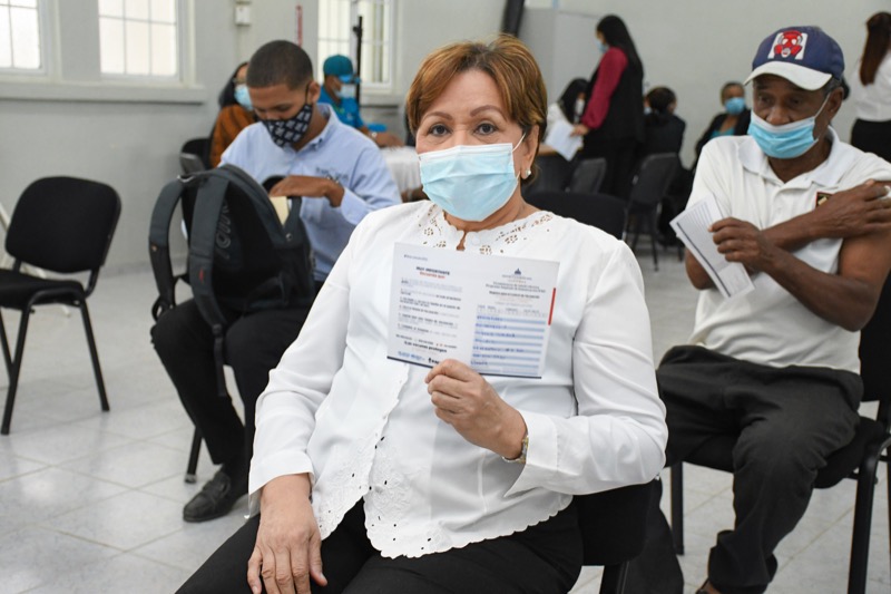 CONAPE se convierte en centro de vacunación permanente contra la COVID-19