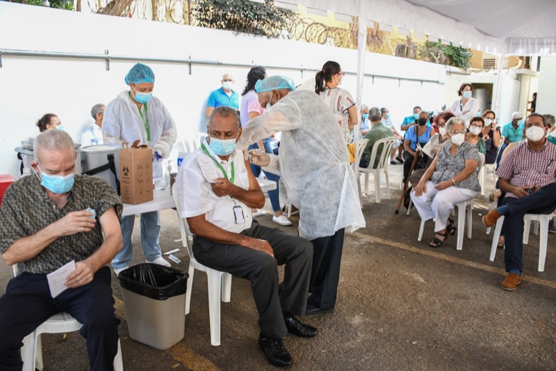 Aplicación de 2da. Dosis de vacunas contra la Covid-19