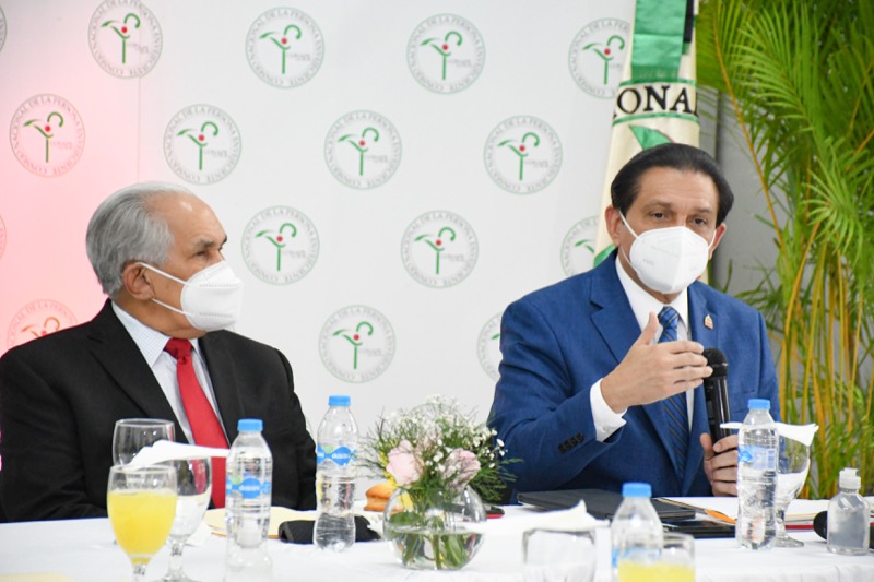 Primera Reunión del Consejo con el Ministro de Salud