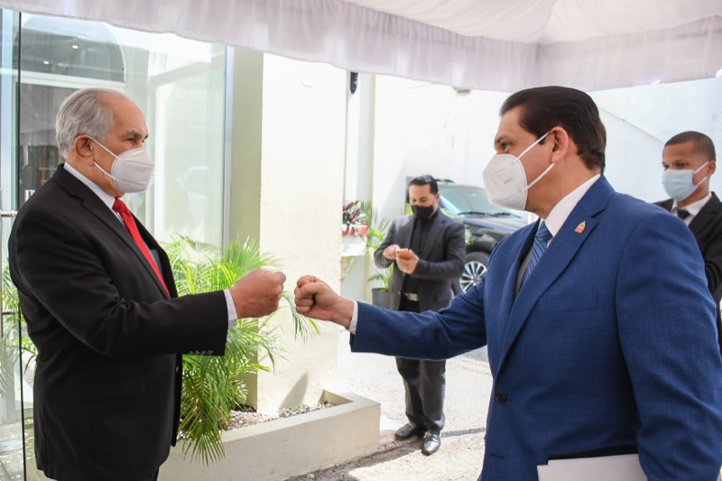 Primera Reunión del Consejo con el Ministro de Salud