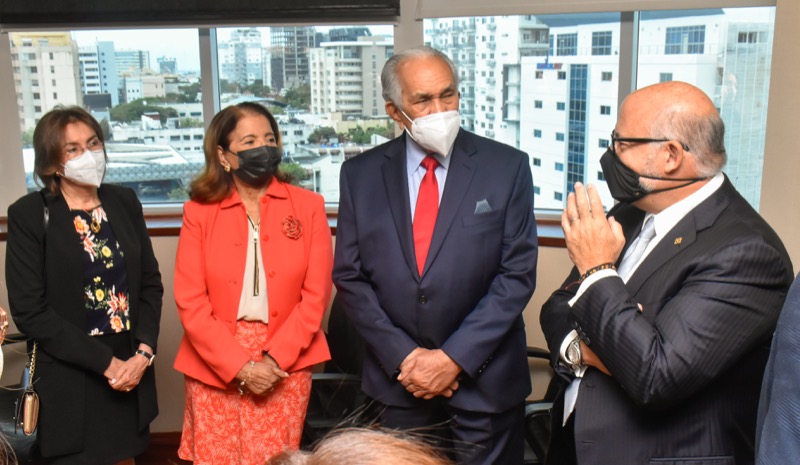 CONAPE suscribe acuerdo con AFP Popular