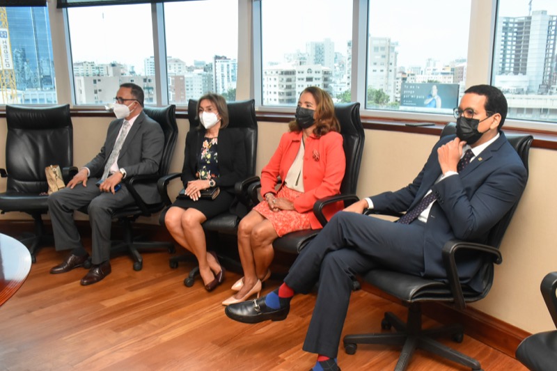 CONAPE suscribe acuerdo con AFP Popular