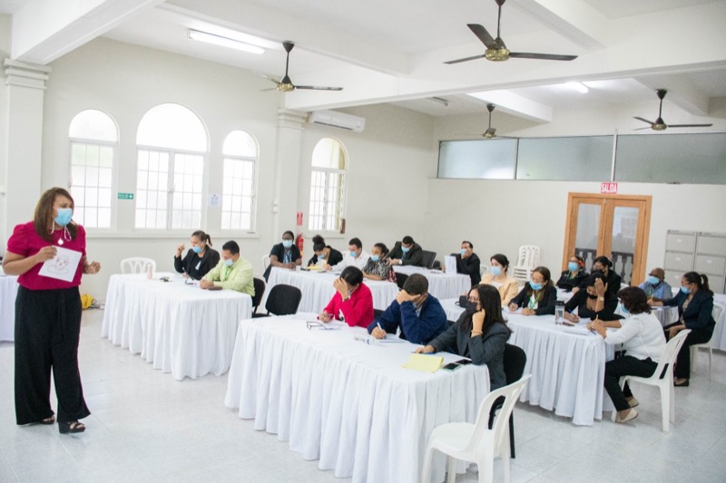 CONAPE impartió un taller sobre Inteligencia Emocional dirigido a sus empleados