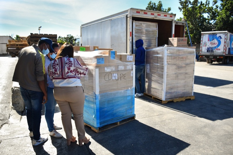 CONAPE recibe donación de la Fundación Sanar Una Nación