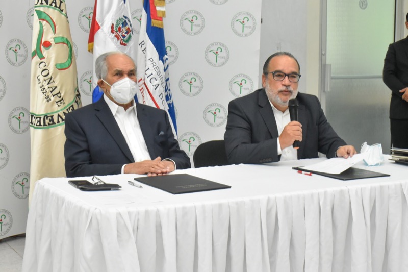 CONAPE y SIUBEN firman convenio de colaboración