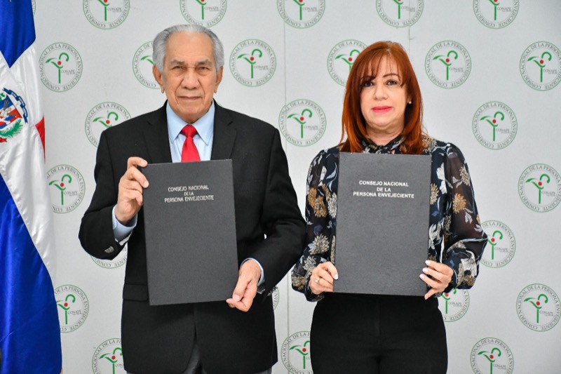 CONAPE firma convenios con asociaciones sin fines de lucro