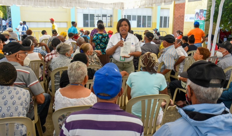 CONAPE participa en jornada de inclusión social en la Vega donde el Presidente Luis Abinader acudió