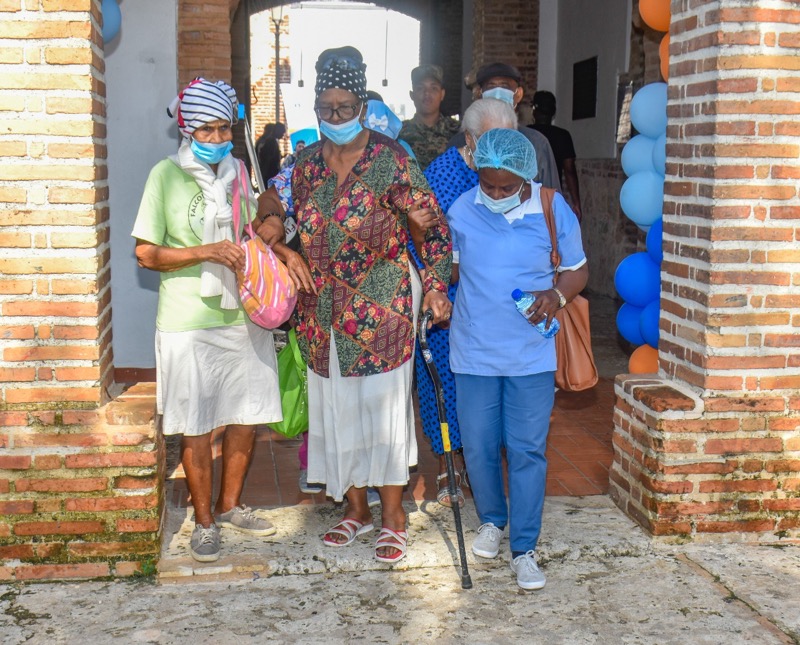 CONAPE realiza visita con Adultos Mayores al Museo Trampolin