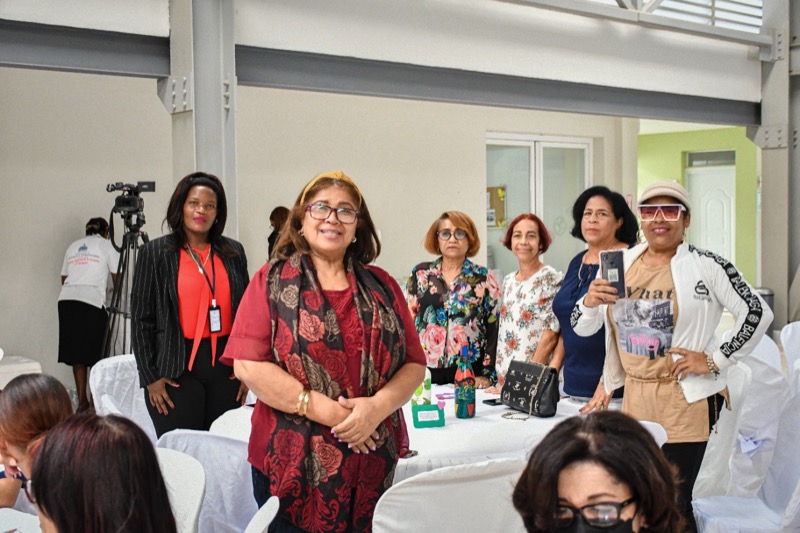 CONAPE realiza encuentro con enfermeras para celebrar su día