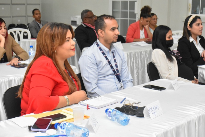 CONAPE imparte curso sobre Manejo de Conflicto