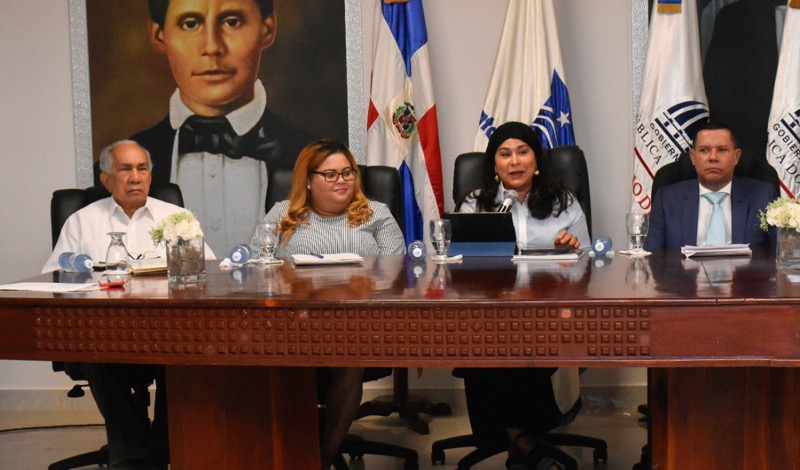 CONAPE garantiza derechos de los Adultos Mayores junto a entidades del gobierno