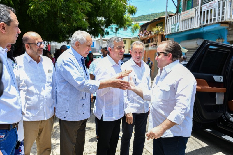 Director Ejecutivo de CONAPE acompañó al presidente por recorrido en la provincia Puerto Plata