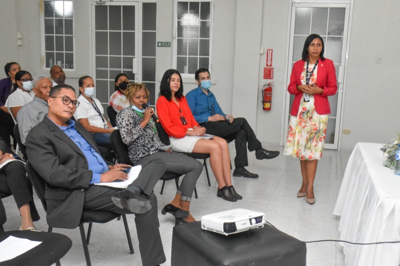 CONAPE capacita a sus colaboradores en salud laboral