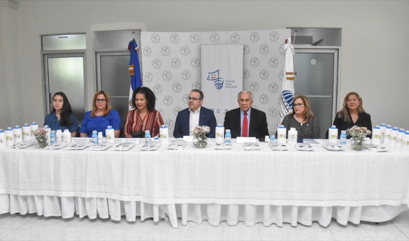 CONAPE recibe donación de la Fundación Sanar Una Nación de Suplementos y medicamentos
