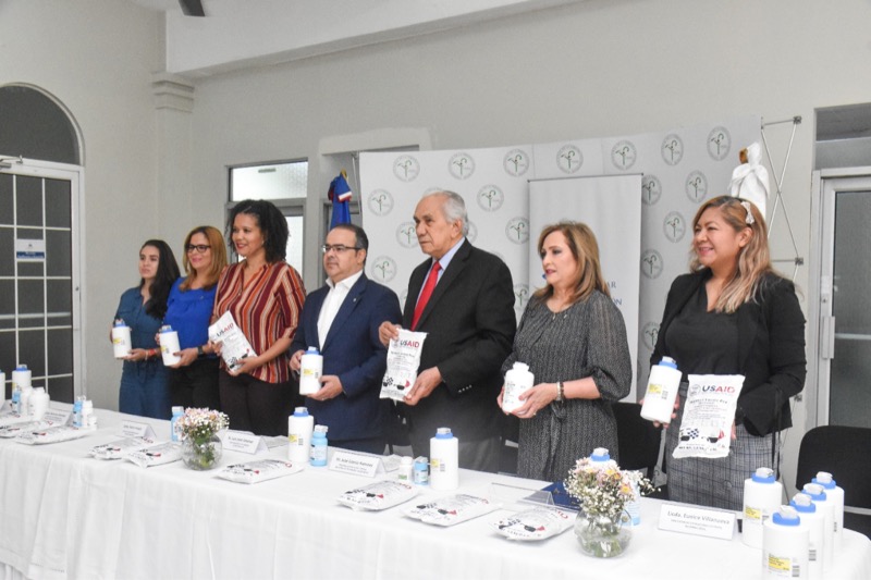 CONAPE recibe donación de la Fundación Sanar Una Nación de Suplementos y medicamentos