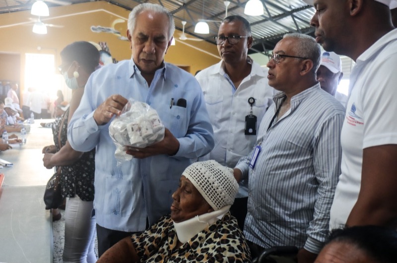 Presidente Luis Abinader y Dir. Ejecutivo de CONAPE coordinan trabajos a hacer en San Juan
