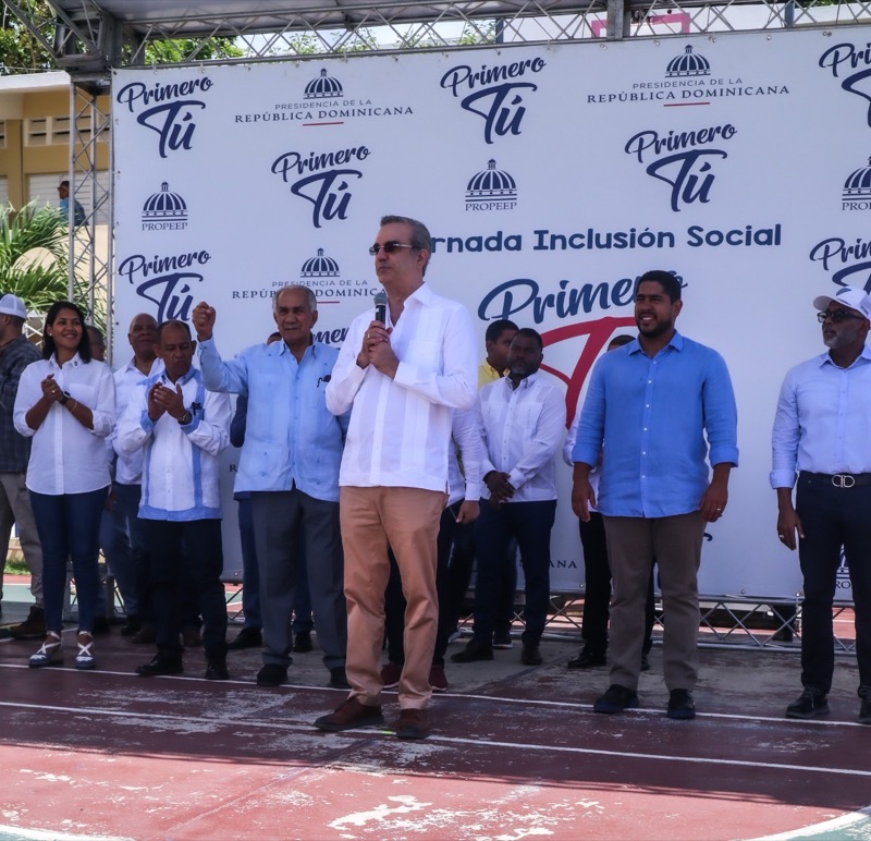 Presidente Luis Abinader y Dir. Ejecutivo de CONAPE coordinan trabajos a hacer en San Juan
