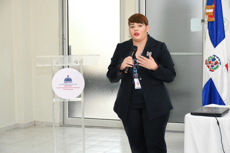 CONAPE y el INFOTEP imparten cursos de técnicas de oratoria