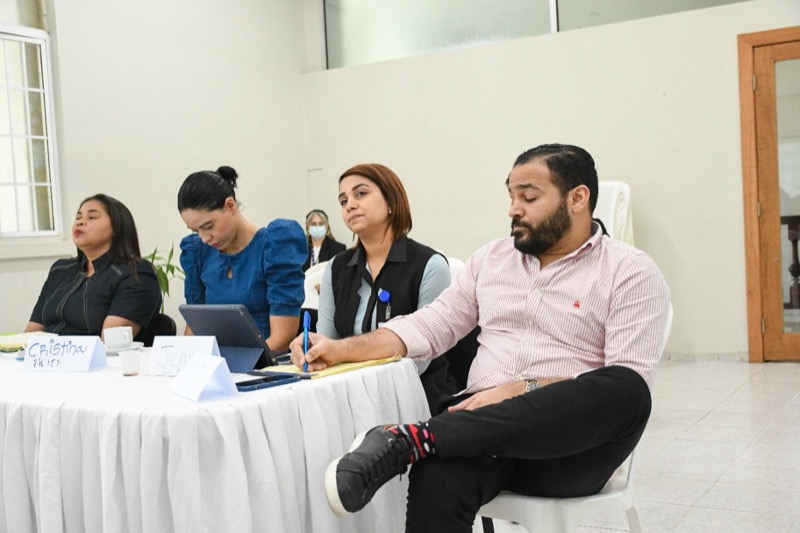 CONAPE y el INFOTEP imparten cursos de técnicas de oratoria