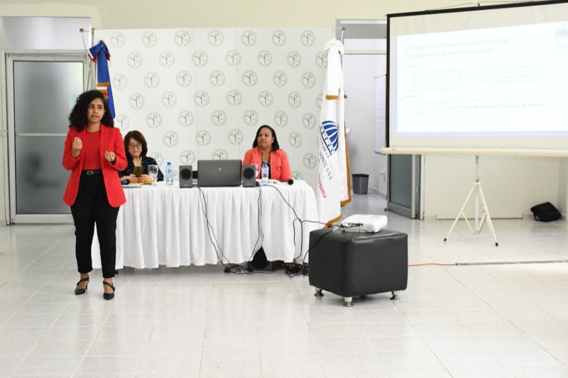 CONAPE, Min. de Salud y Mujer, imparten curso de Enfoque de Genero en el Sistema Nacional de Salud