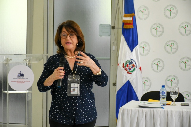 CONAPE, Min. de Salud y Mujer, imparten curso de Enfoque de Genero en el Sistema Nacional de Salud