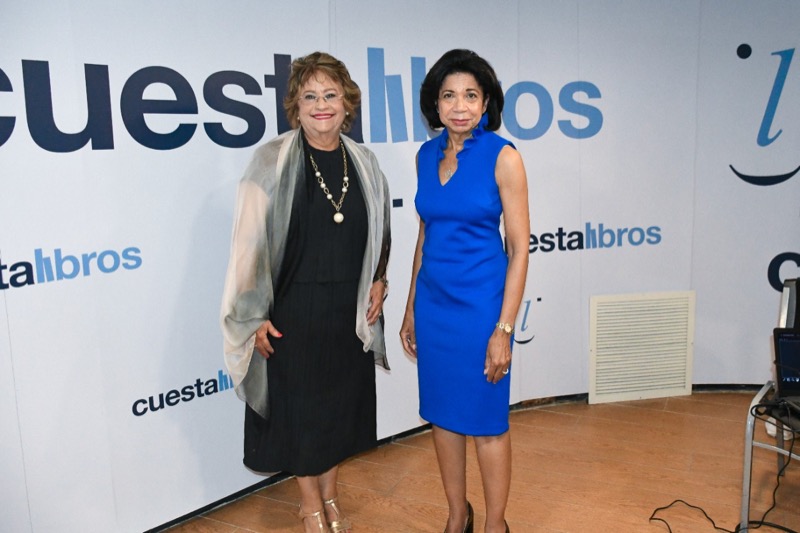 Director Ejecutivo de CONAPE participo en la puesta en circulación del libro La vida, un reto