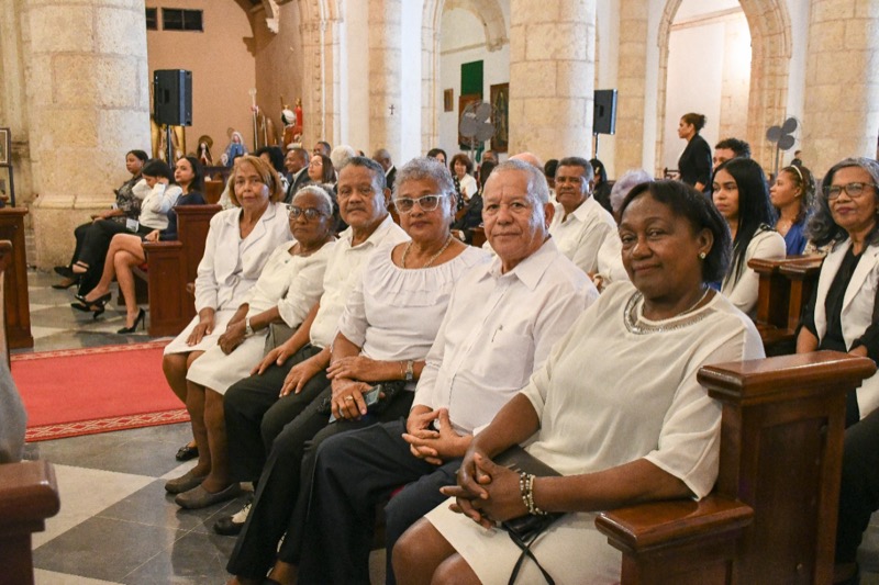 Director Ejecutivo de CONAPE llama a respetar y venerar a los adultos mayores