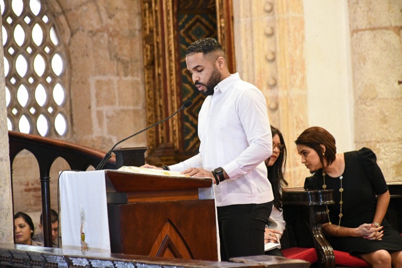 Director Ejecutivo de CONAPE llama a respetar y venerar a los adultos mayores