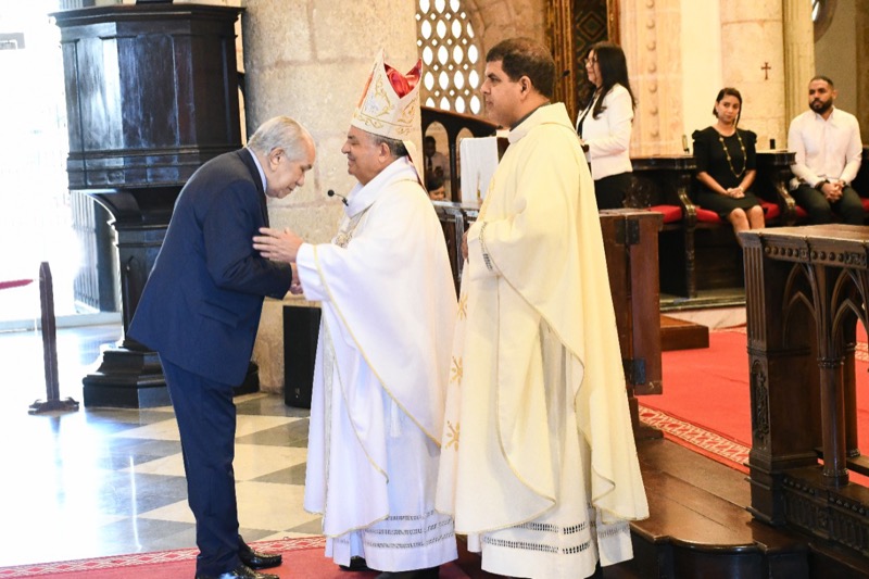 Director Ejecutivo de CONAPE llama a respetar y venerar a los adultos mayores