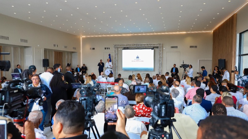 Presidente Luis Abinader encabeza lanzamiento Comunidades de Cuidados en Azua