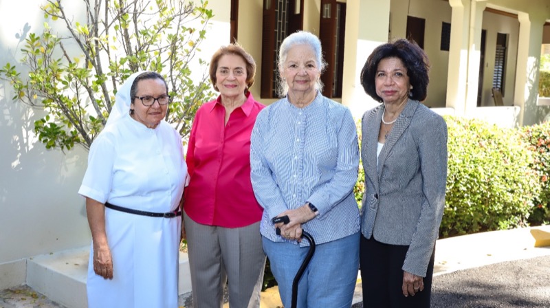 CONAPE realiza donación al Hospicio San Vicente de Paúl en Santiago