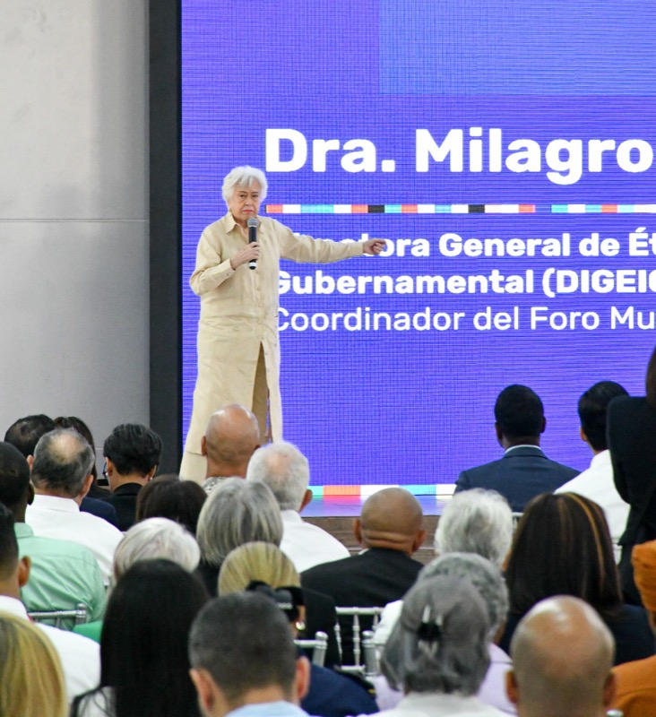 CONAPE participa junto al presidente Luis Abinader en la presentación del 5to. Plan de Acción RD