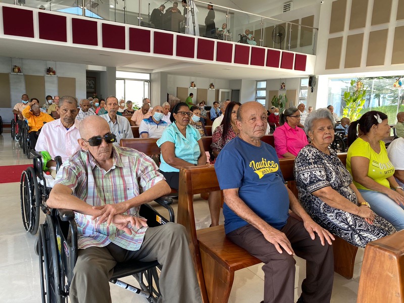 Director Ejecutivo de CONAPE participa en misa de aniversario del hogar San Francisco de Asís