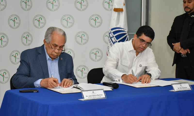 CONAPE y el Gabinete de Familia firman convenio de colaboración en favor de los adultos mayores