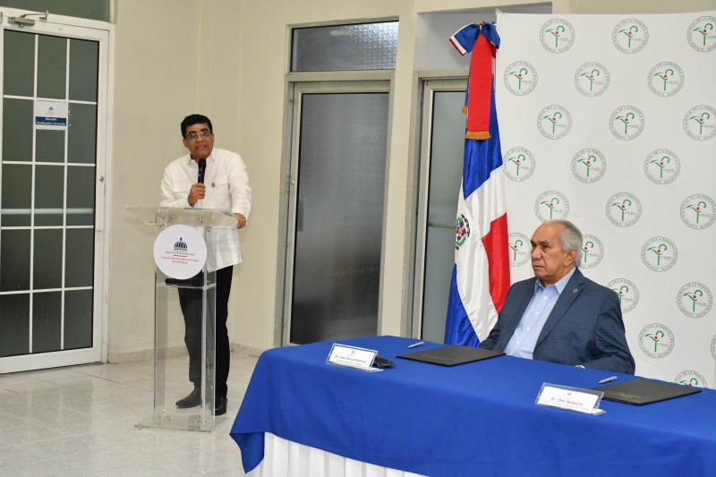 CONAPE y el Gabinete de Familia firman convenio de colaboración en favor de los adultos mayores