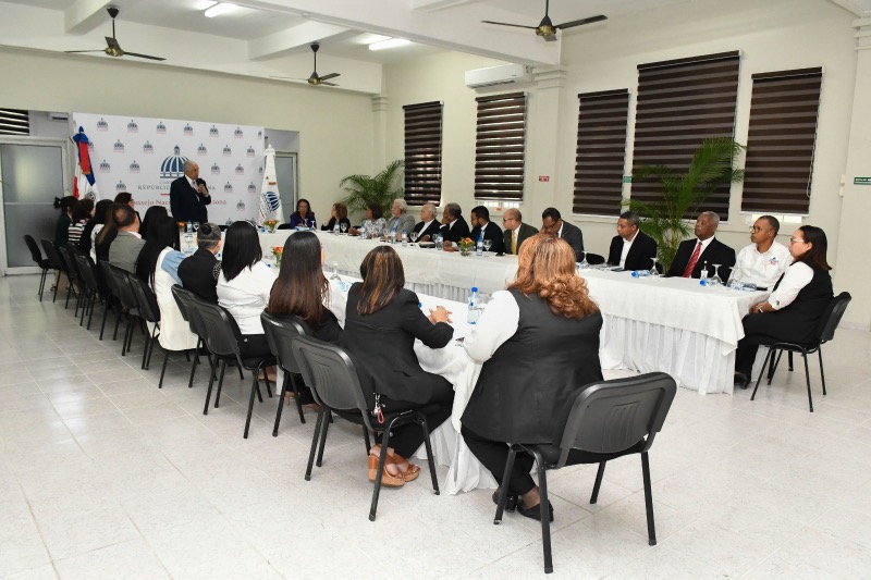 CONAPE recibe experta en derechos humanos para las personas de edad de la ONU