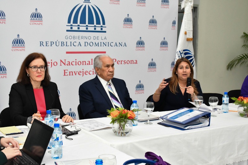 CONAPE recibe experta en derechos humanos para las personas de edad de la ONU