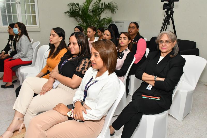 CONAPE celebra Dia Internacional de la Mujer con una conferencia a cargo de la senadora Faride Rafúl