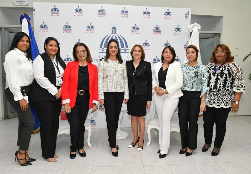 CONAPE celebra Dia Internacional de la Mujer con una conferencia a cargo de la senadora Faride Rafúl