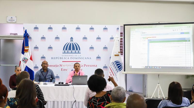 CONAPE capacita auxiliares de los centros en el uso correcto de la plataforma digital institucional