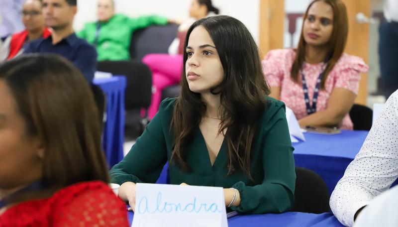 CONAPE imparte curso de capacitación sobre Virus de Actitudes