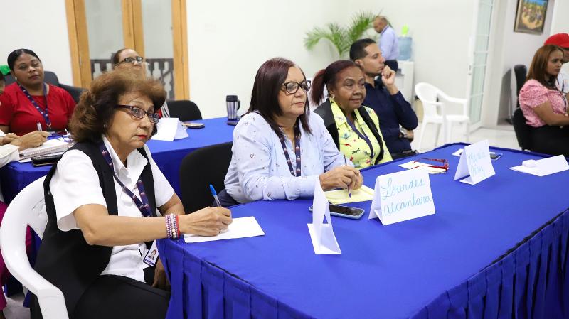 CONAPE imparte curso de capacitación sobre Virus de Actitudes