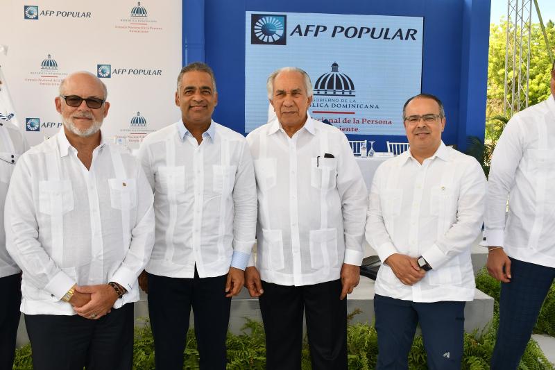 Presidencia, CONAPE Y AFP Popular inician trabajos de construcción de Hogar de Día en Pedernales