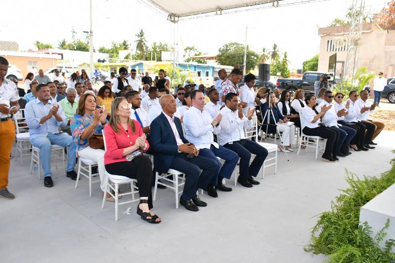 Presidencia, CONAPE Y AFP Popular inician trabajos de construcción de Hogar de Día en Pedernales