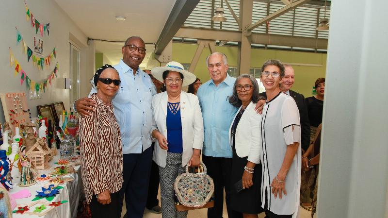 Dir. Ejecutivo de CONAPE recibe visita del rector de la UASD en el Hogar de Día de Ciudad Juan Bosch