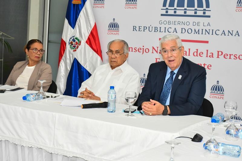 Rumión entre el Director Ejecutivo de CONAPE y el Director de Odontología de Salud Pública 