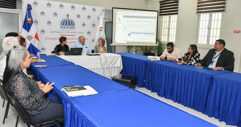 CONAPE trabaja en la implementación de nueva metodología para evaluación de desempeño