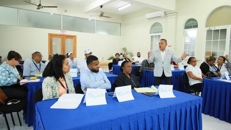CONAPE imparte curso de capacitación sobre 